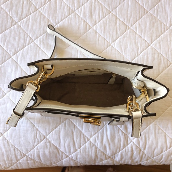 💕hp💕Michael Kors Hamilton Messenger Traveler Bag - Picture 9 of 9